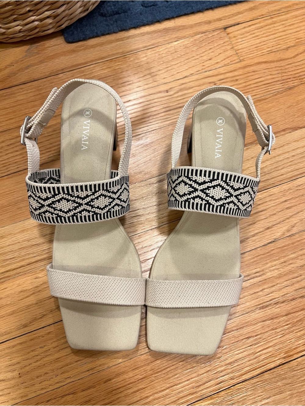 Vivaia Sandals with Black Patterned Strap